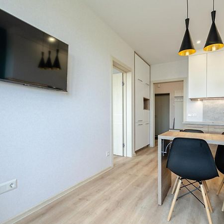 Petrovdom 5-25 In Cozy Apartment In Residential Complex "Beresteiskyi" Kijev Kültér fotó