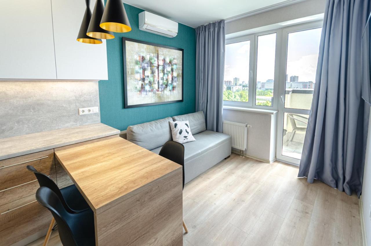 Petrovdom 5-25 In Cozy Apartment In Residential Complex "Beresteiskyi" Kijev Kültér fotó