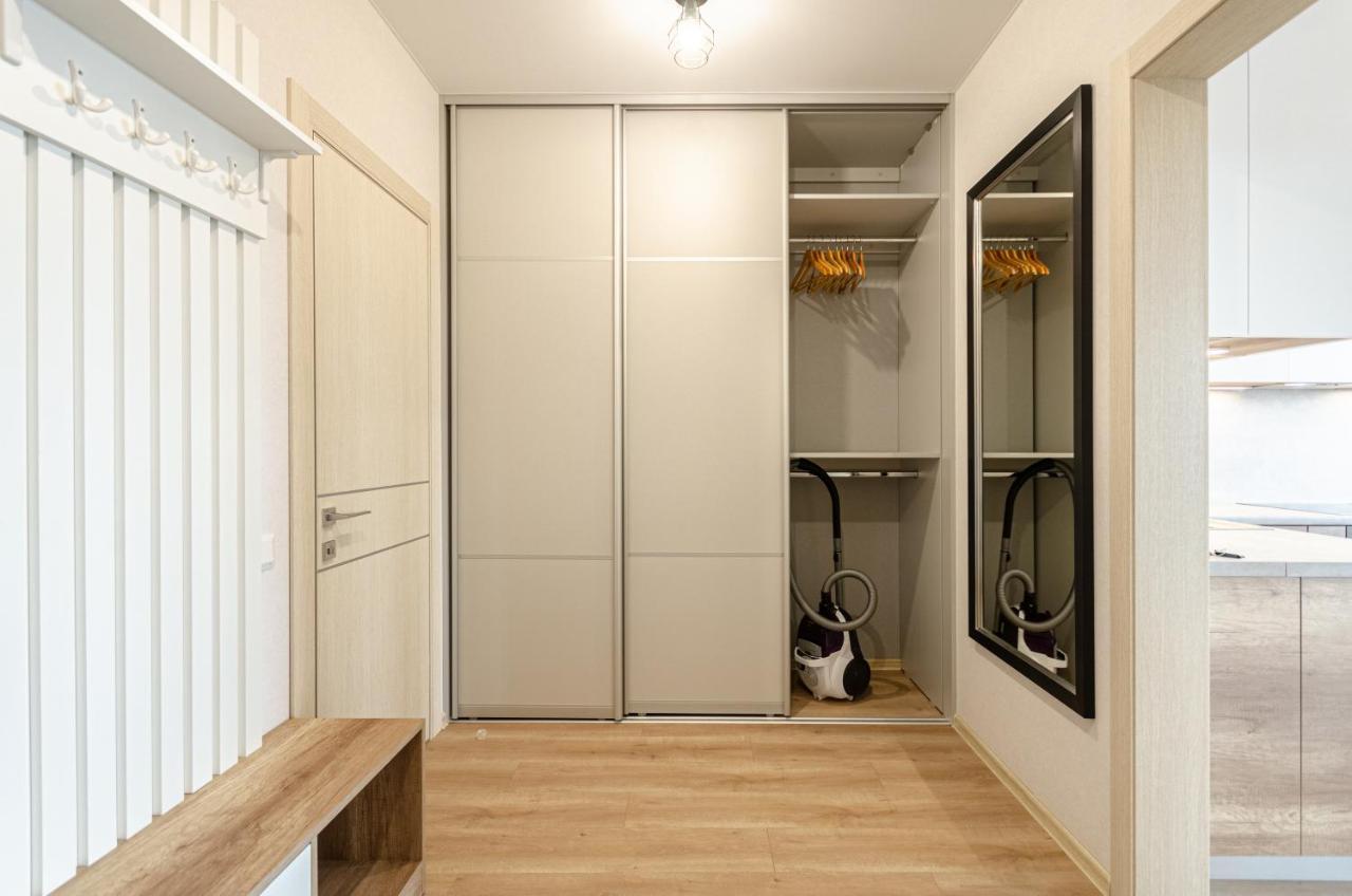 Petrovdom 5-25 In Cozy Apartment In Residential Complex "Beresteiskyi" Kijev Kültér fotó