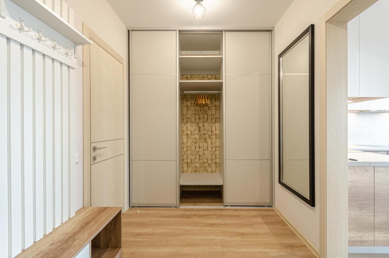 Petrovdom 5-25 In Cozy Apartment In Residential Complex "Beresteiskyi" Kijev Kültér fotó